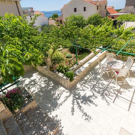 Apartments Nada Бол Екстериор снимка