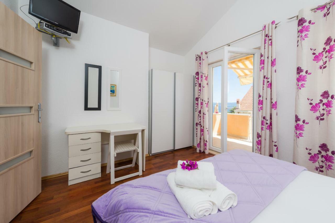 Apartments Nada Бол Екстериор снимка